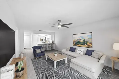 3812 N Oak Drive Tampa FL 33611
