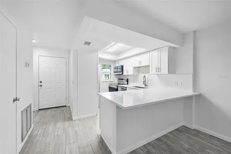 3812 N Oak Drive Tampa FL 33611