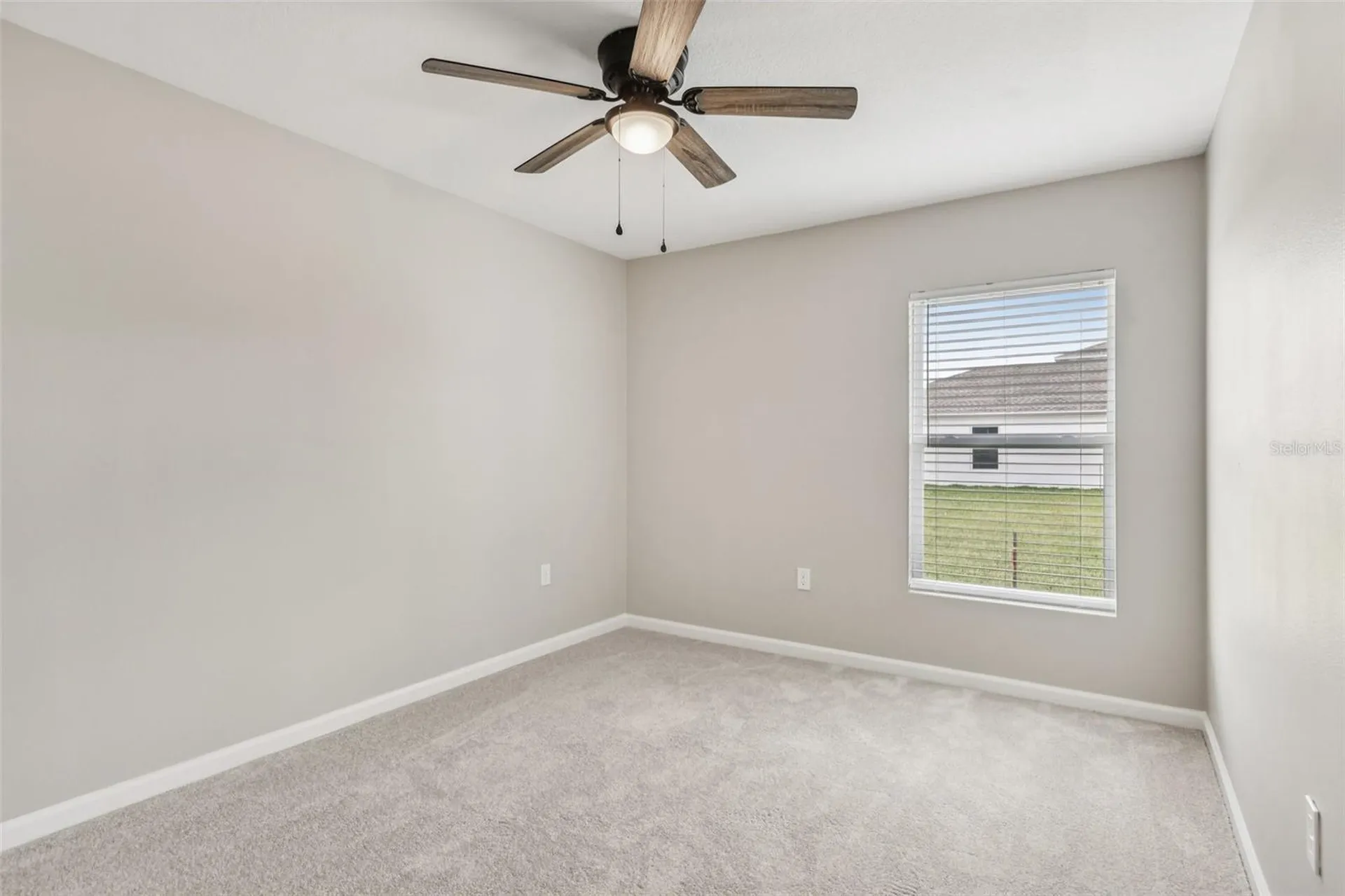 1172 Belle Isle Lane Daytona Beach FL 32124