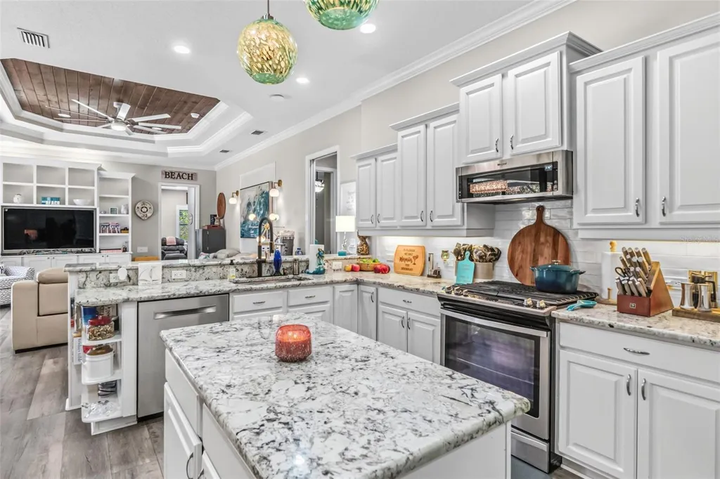 289 Petrel Trail Bradenton FL 34212