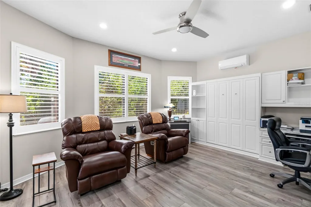 289 Petrel Trail Bradenton FL 34212