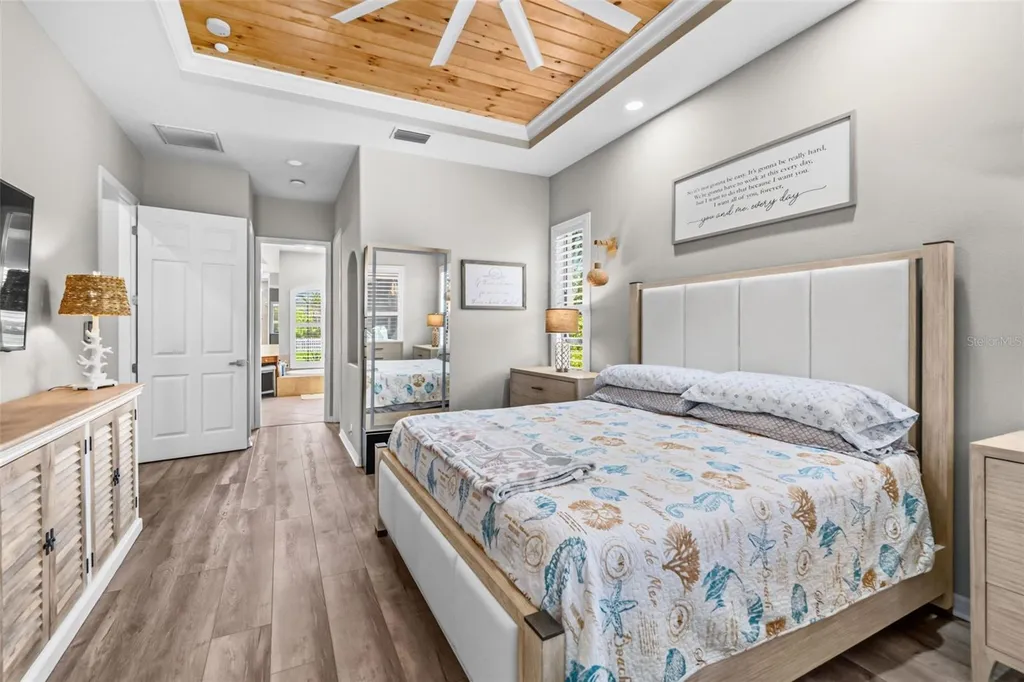 289 Petrel Trail Bradenton FL 34212