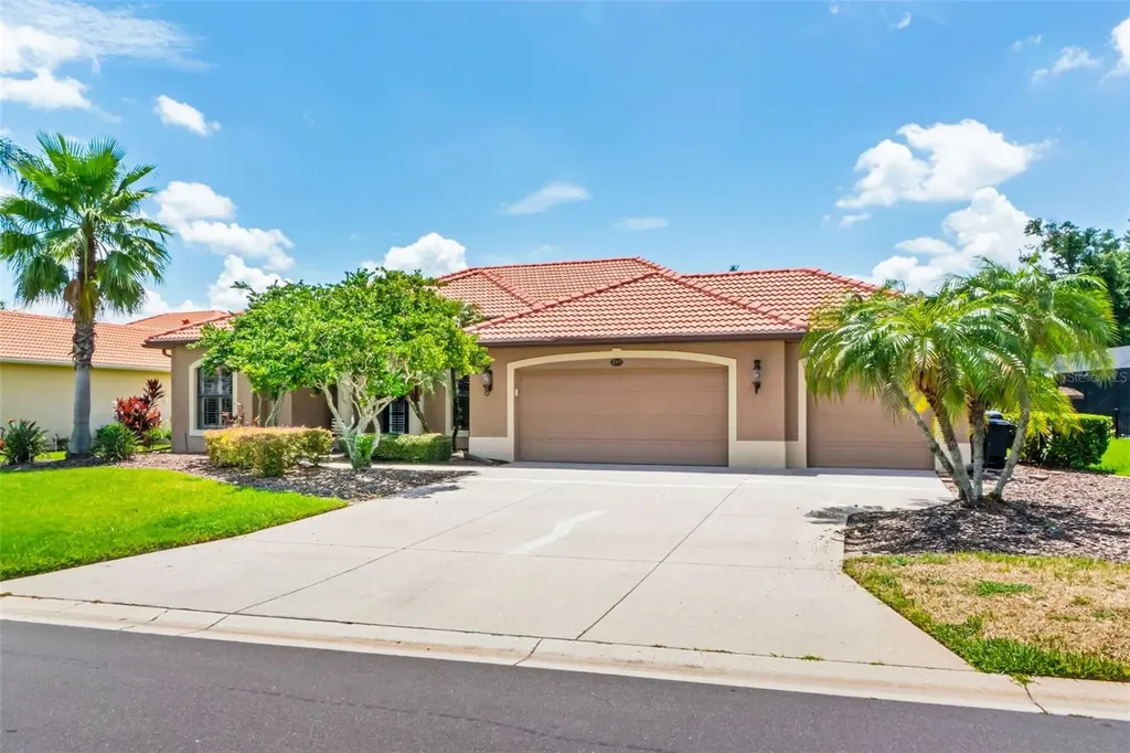 289 Petrel Trail Bradenton FL 34212