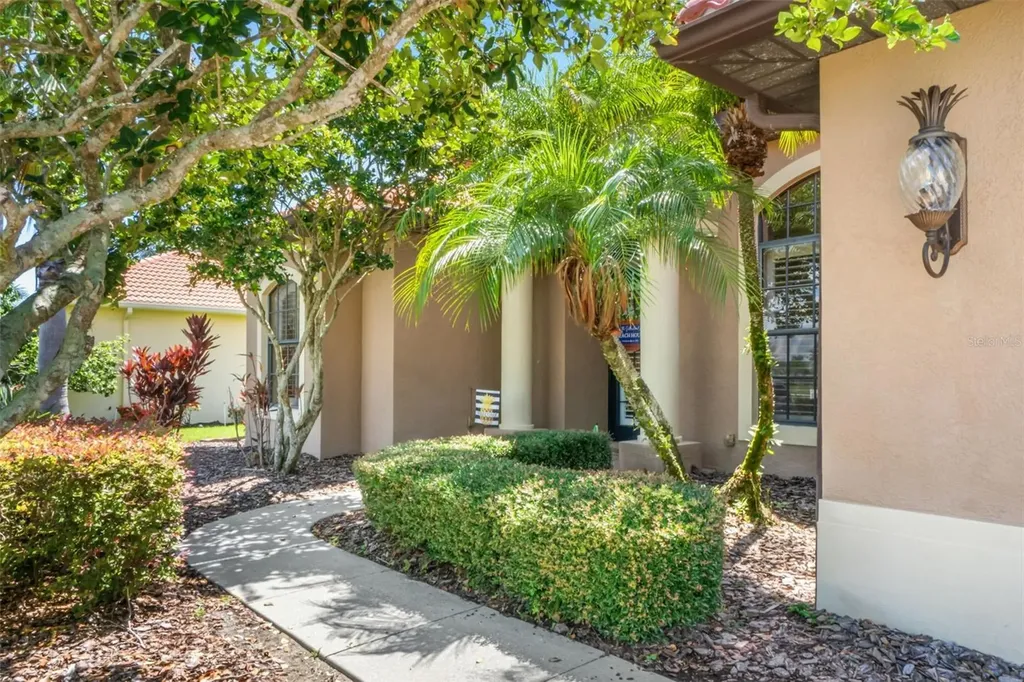 289 Petrel Trail Bradenton FL 34212