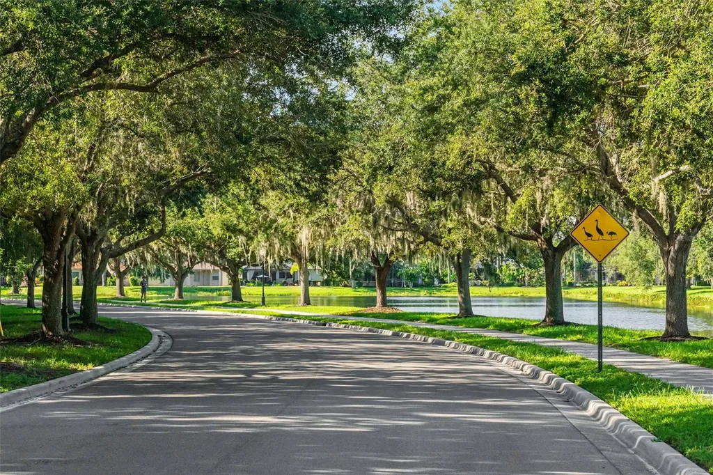 289 Petrel Trail Bradenton FL 34212
