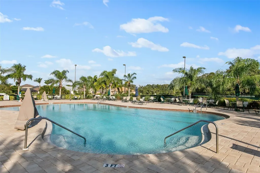 289 Petrel Trail Bradenton FL 34212