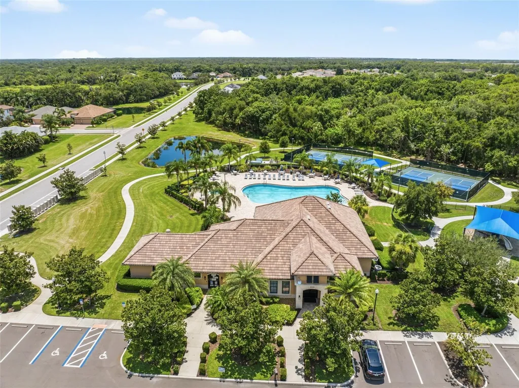 289 Petrel Trail Bradenton FL 34212