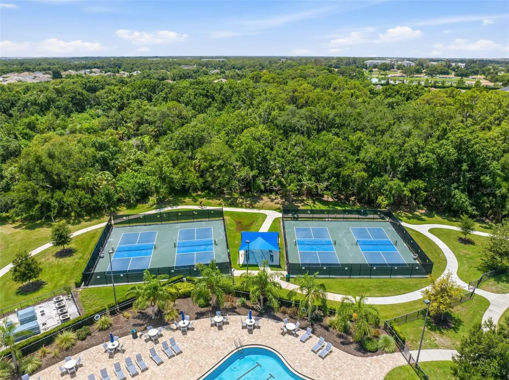 289 Petrel Trail Bradenton FL 34212