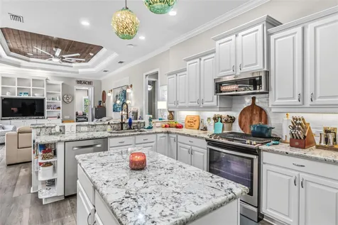 289 Petrel Trail Bradenton FL 34212
