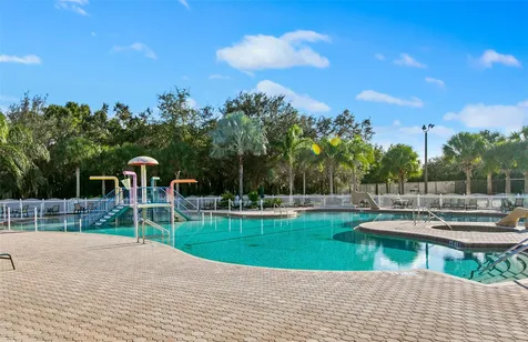 289 Petrel Trail Bradenton FL 34212