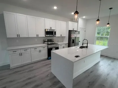 7980 N Pitcairn Way Citrus Springs FL 34434