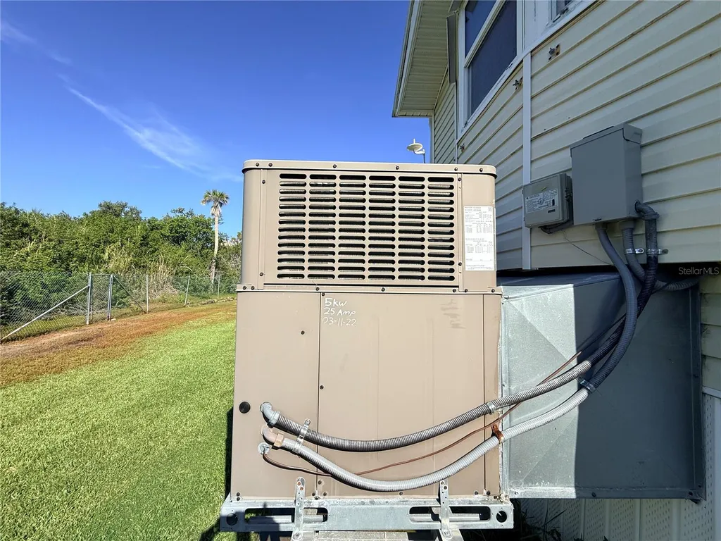 2215 73rd Street E Palmetto FL 34221