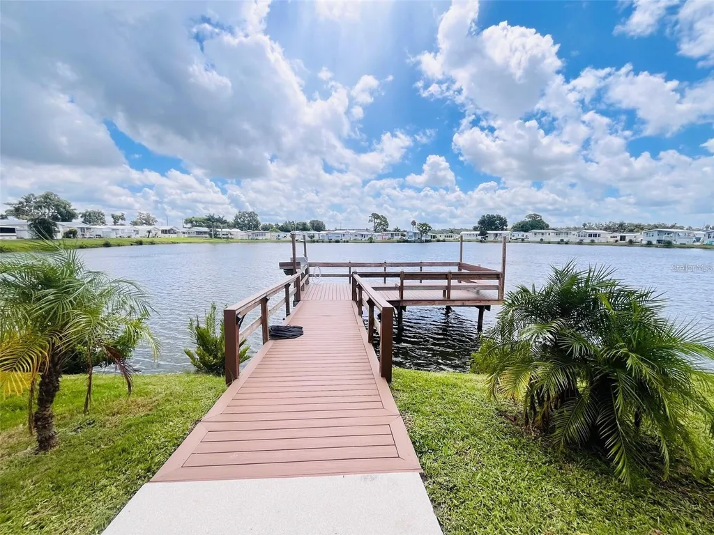 2215 73rd Street E Palmetto FL 34221