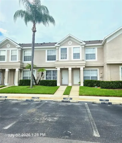 734 Kensington Lake Circle Brandon FL 33511