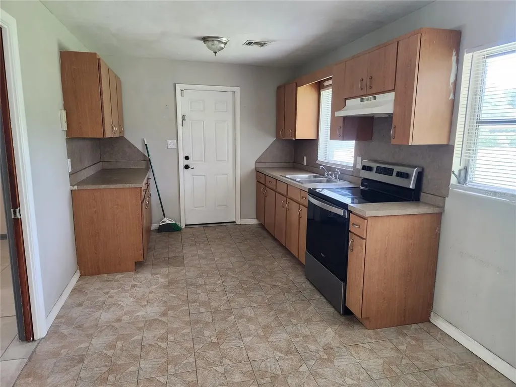 1104 W 14th Street Lakeland FL 33805