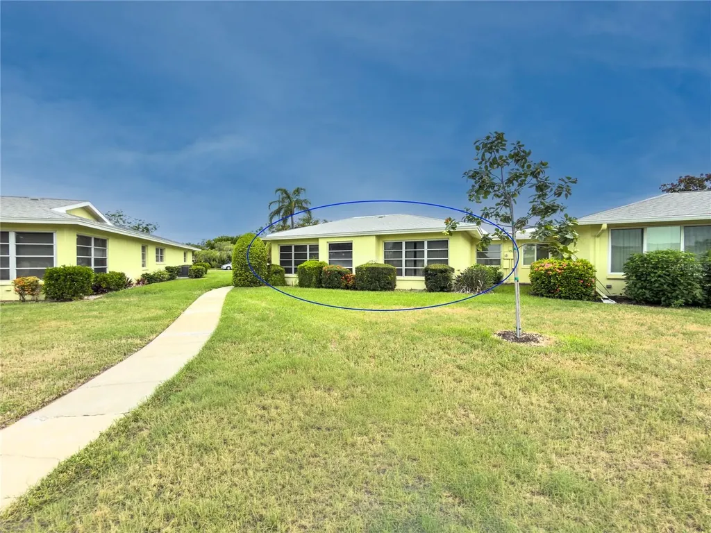 7011 10th Avenue W Bradenton FL 34209