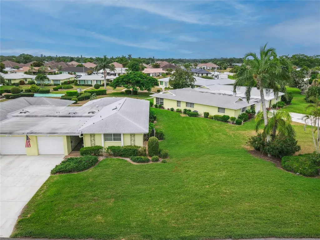 7011 10th Avenue W Bradenton FL 34209