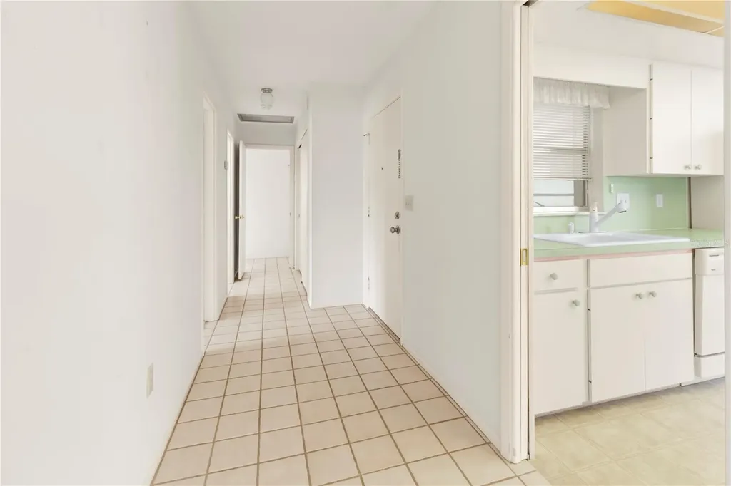 7011 10th Avenue W Bradenton FL 34209