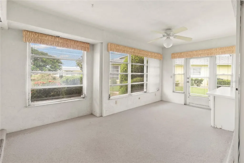 7011 10th Avenue W Bradenton FL 34209