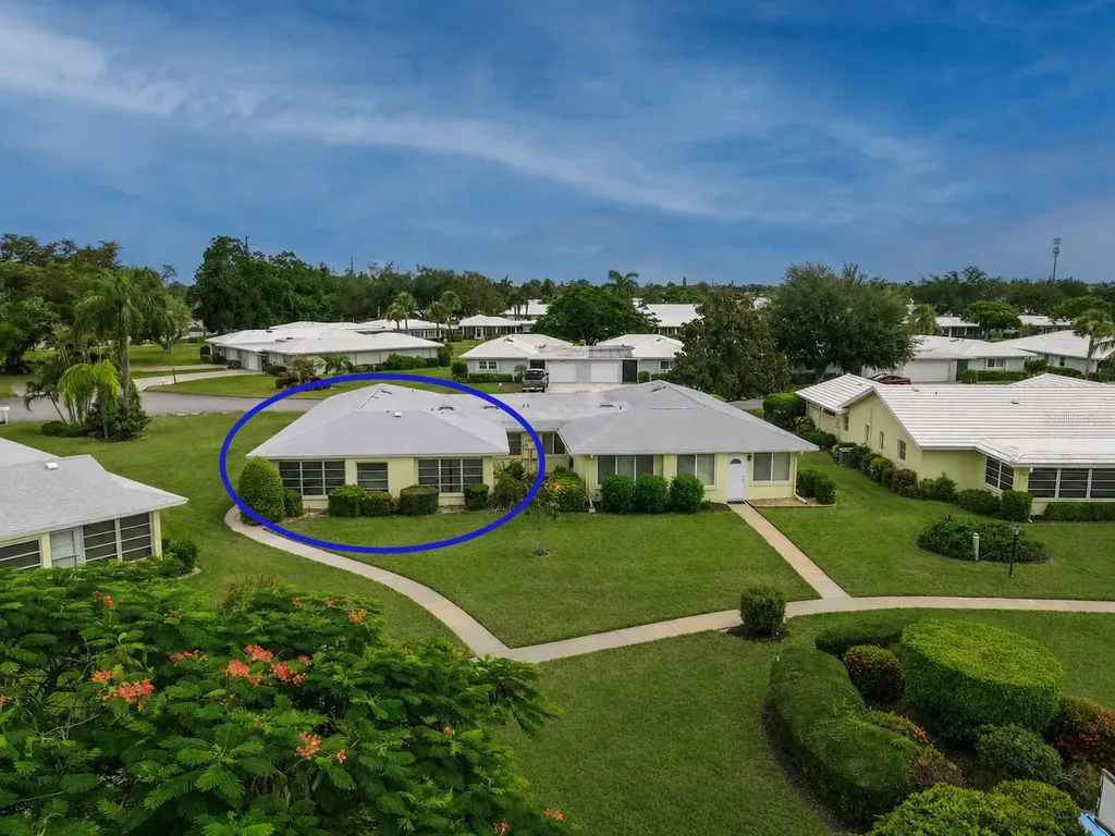 7011 10th Avenue W Bradenton FL 34209