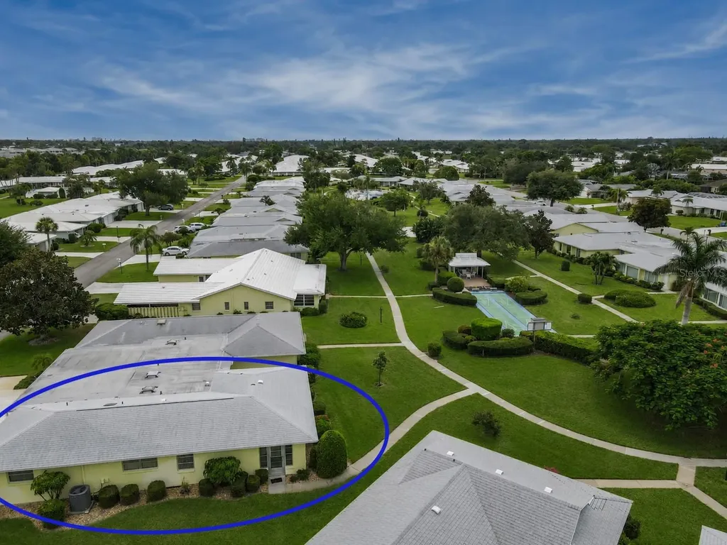 7011 10th Avenue W Bradenton FL 34209