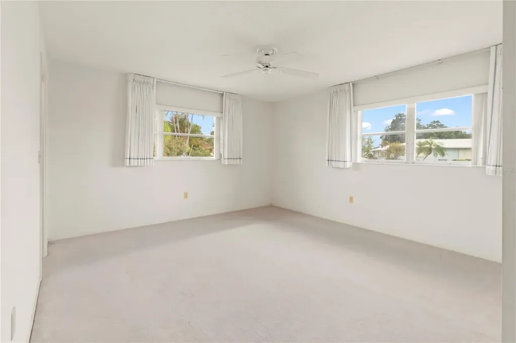 7011 10th Avenue W Bradenton FL 34209