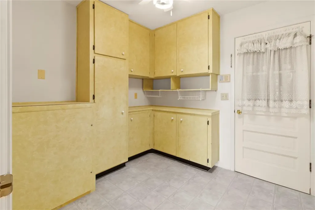 7011 10th Avenue W Bradenton FL 34209