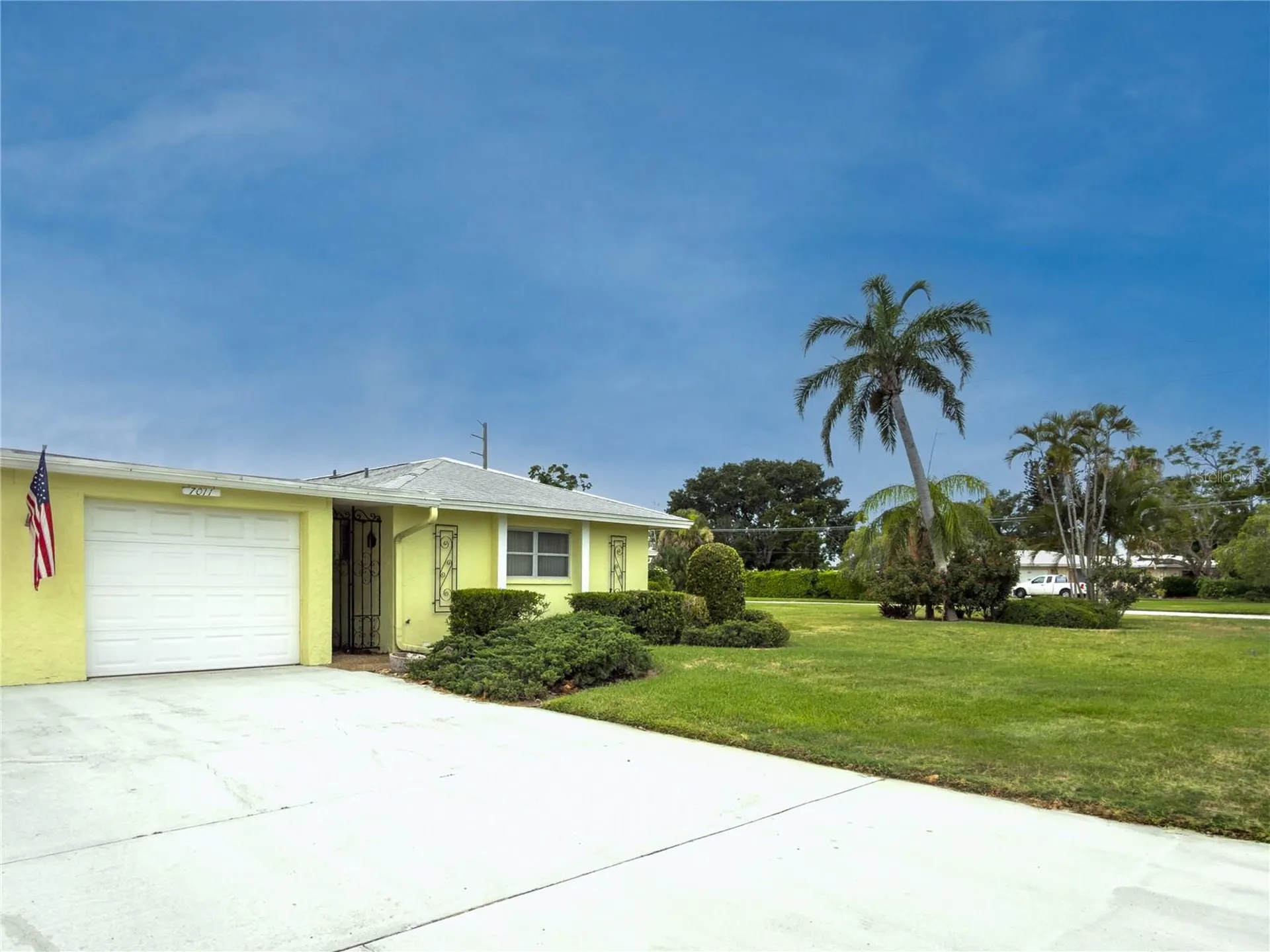 7011 10th Avenue W Bradenton FL 34209