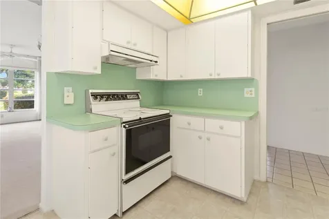 7011 10th Avenue W Bradenton FL 34209