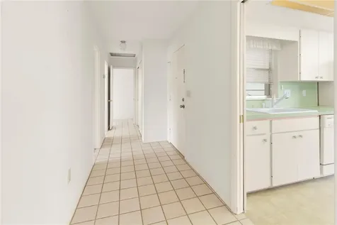 7011 10th Avenue W Bradenton FL 34209