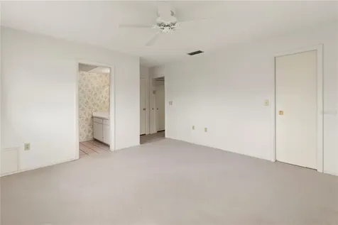 7011 10th Avenue W Bradenton FL 34209