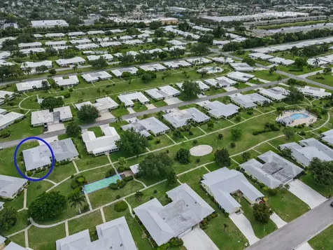 7011 10th Avenue W Bradenton FL 34209