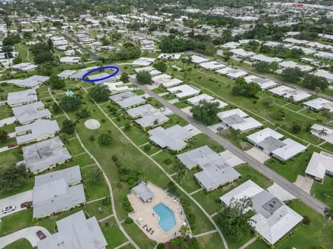 7011 10th Avenue W Bradenton FL 34209