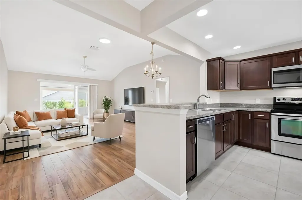 926 Long Leaf Lane The Villages FL 32163