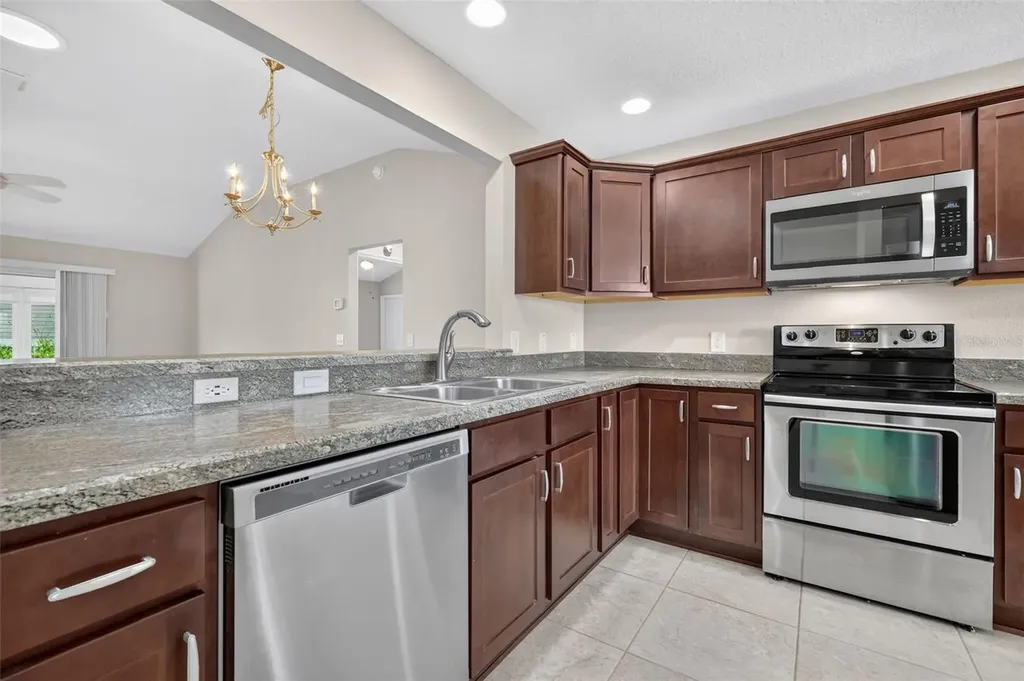 926 Long Leaf Lane The Villages FL 32163