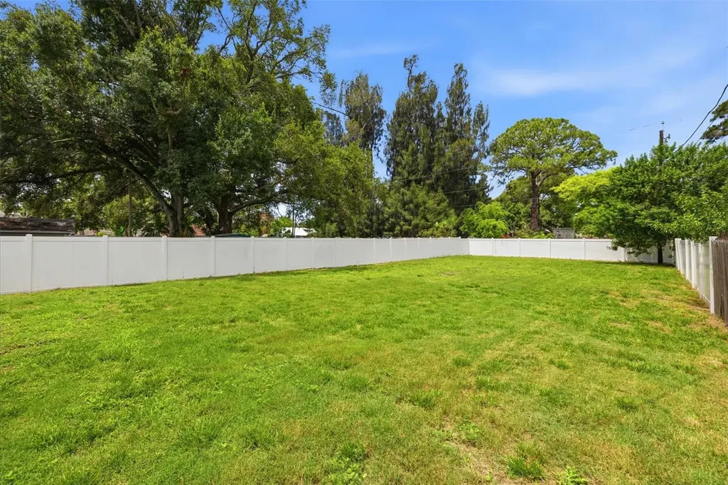 7656 53rd Street N Pinellas Park FL 33781
