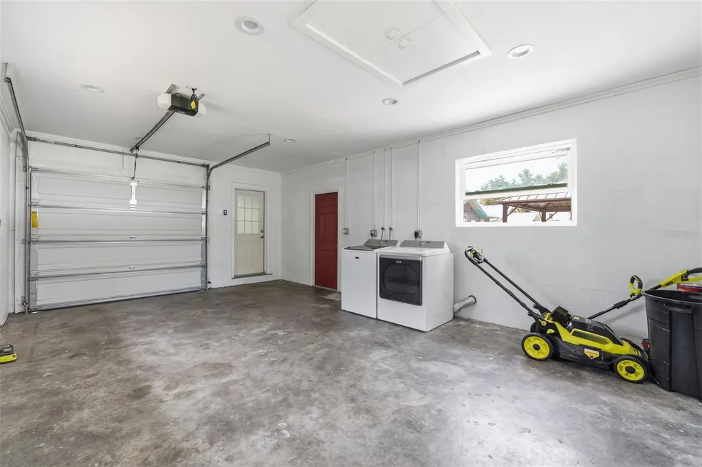7656 53rd Street N Pinellas Park FL 33781