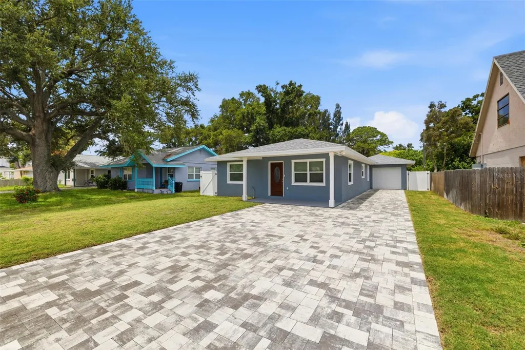 7656 53rd Street N Pinellas Park FL 33781