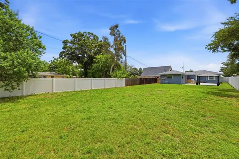7656 53rd Street N Pinellas Park FL 33781