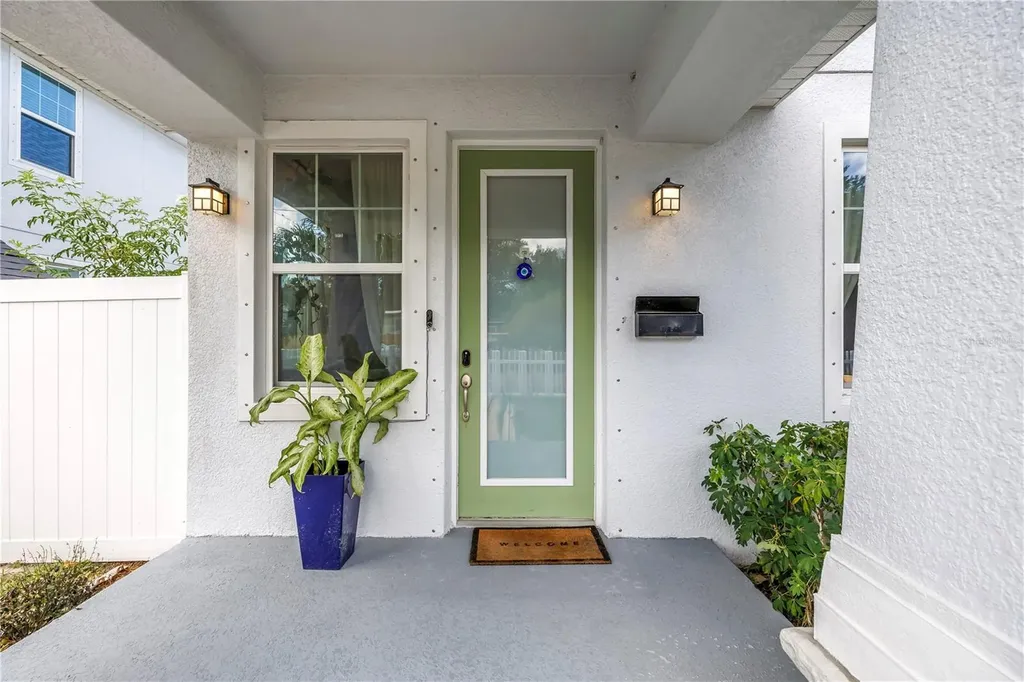 777 52nd Avenue N St Petersburg FL 33703