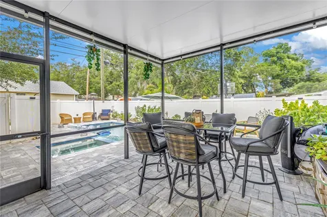 777 52nd Avenue N St Petersburg FL 33703