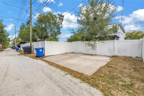 777 52nd Avenue N St Petersburg FL 33703