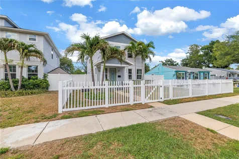 777 52nd Avenue N St Petersburg FL 33703