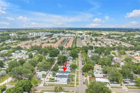 777 52nd Avenue N St Petersburg FL 33703