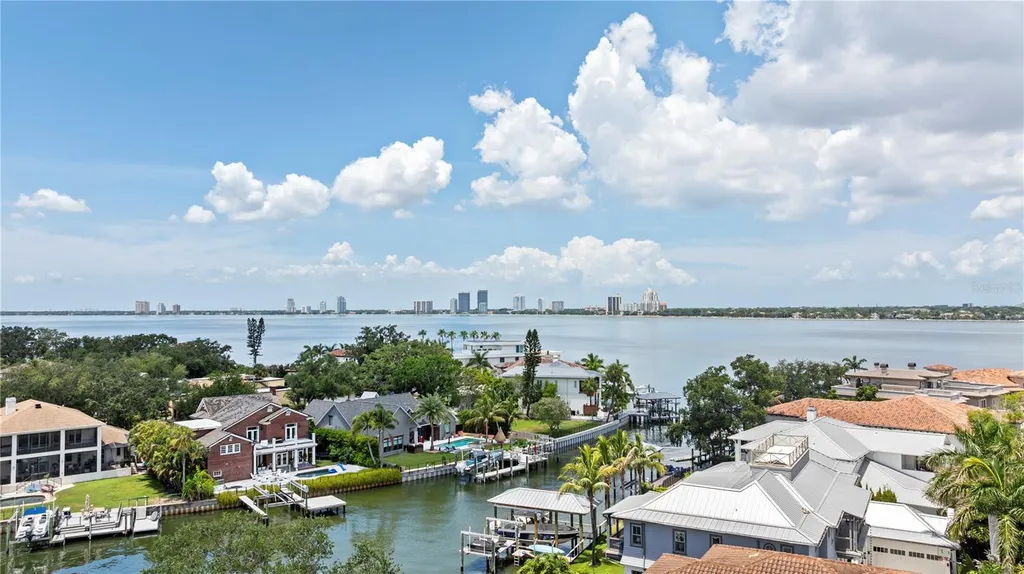 86 Bahama Circle Tampa FL 33606