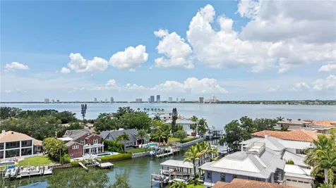 86 Bahama Circle Tampa FL 33606