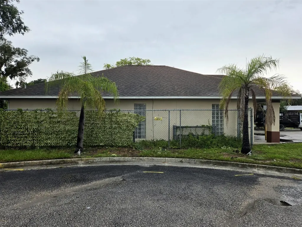6420 N Orange Blossom Trail Orlando FL 32810