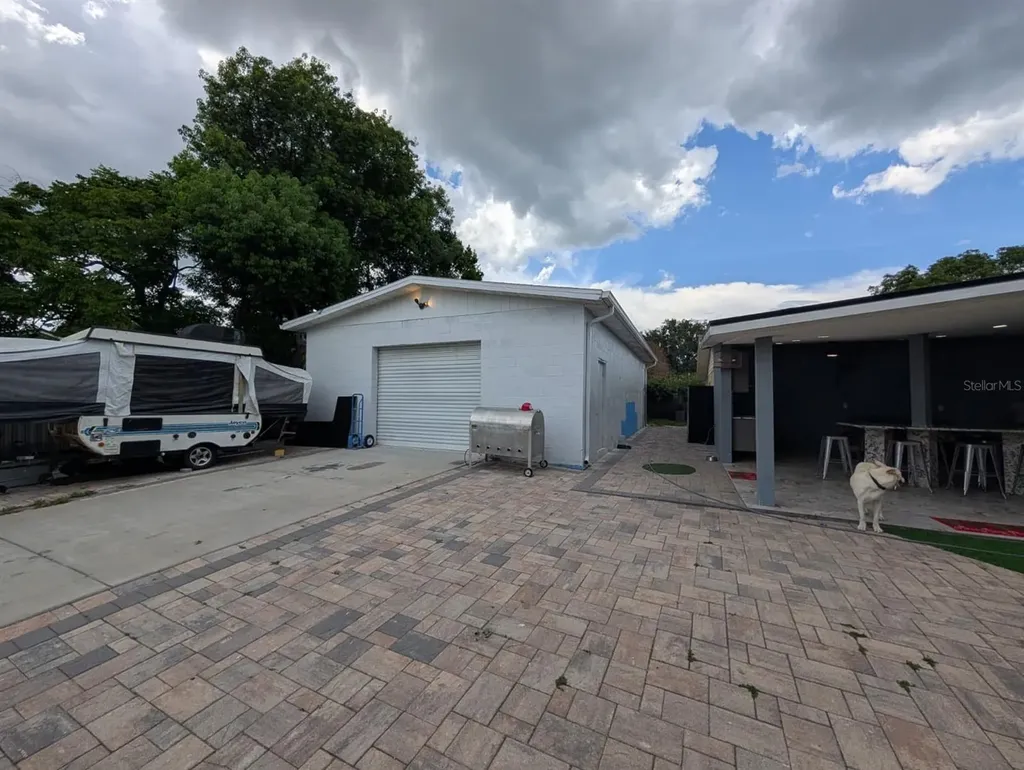 718 Park Manor Drive Orlando FL 32825