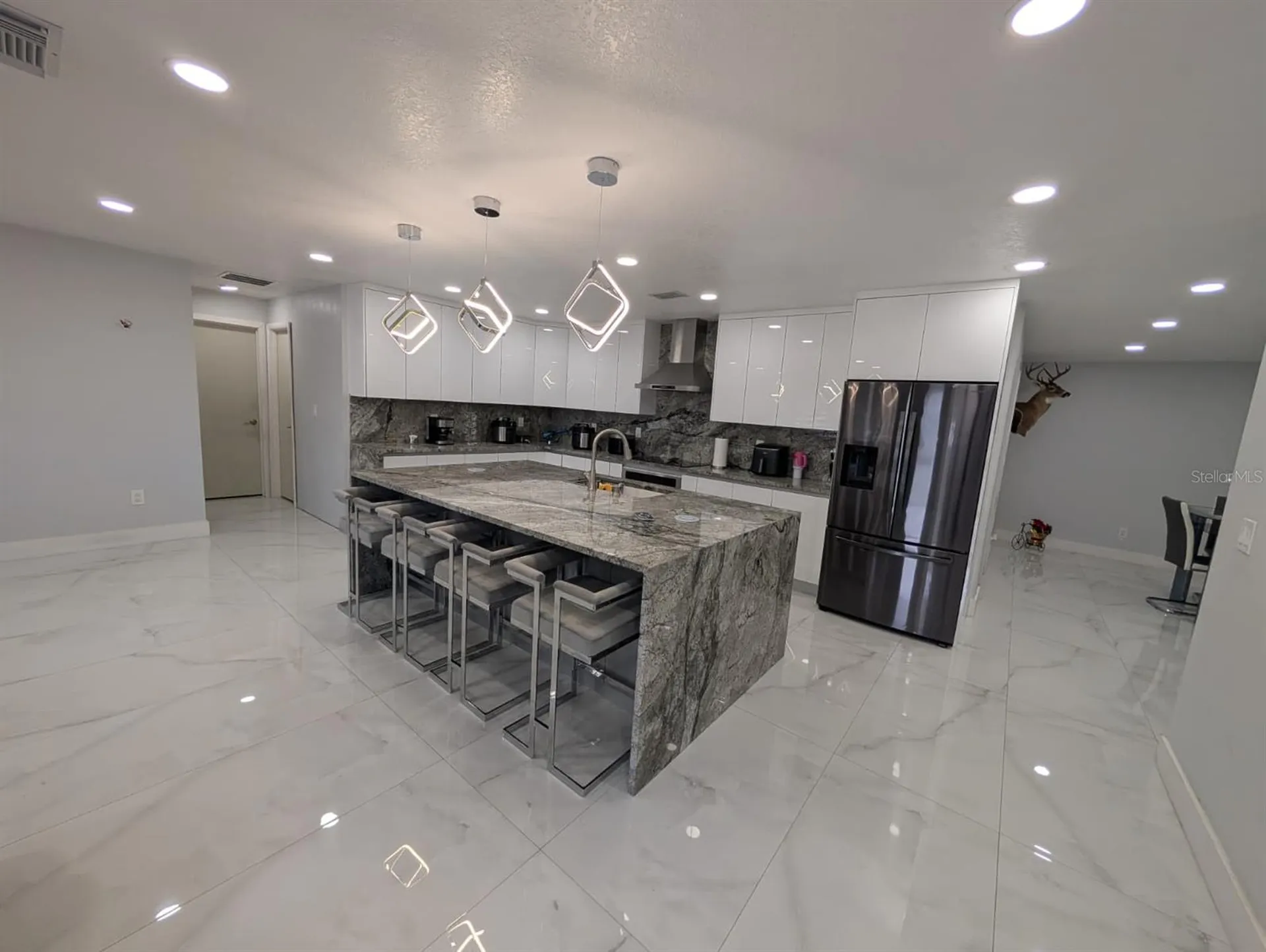 718 Park Manor Drive Orlando FL 32825
