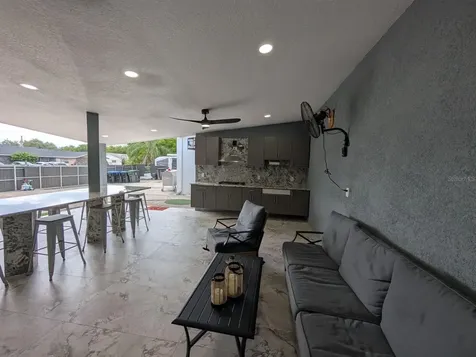 718 Park Manor Drive Orlando FL 32825